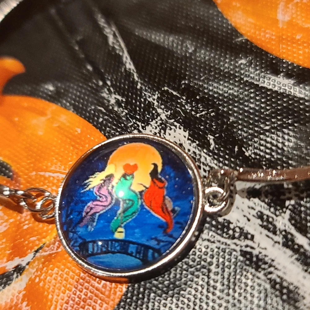 ❤️10/$13 New Hocus pocus Halloween bracelet